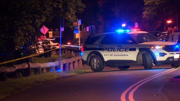 Police identify man shot, killed at Alexandria apartment building